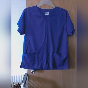 Strictly Scrubs Stretch women's Scrub Top